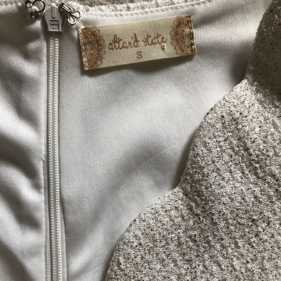 Altar’d State Women’s Sleeveless Scallop V-Neck Knit Skater Dress, White Small - Picture 7 of 11